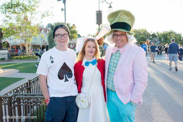 Diy alice in wonderland costume